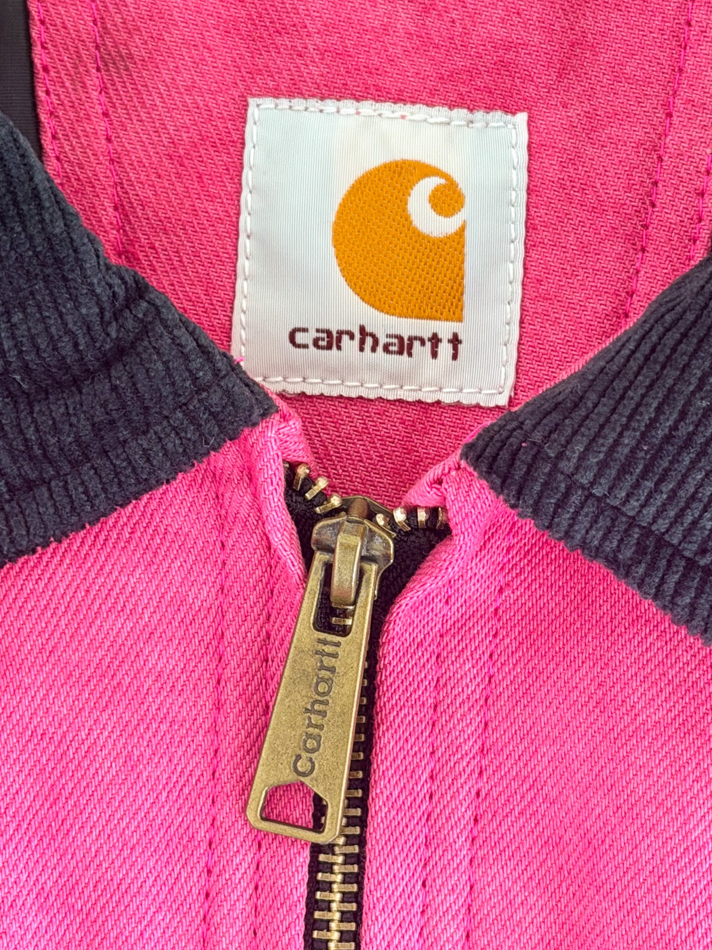 Carhartt Pink Detroit Jacket Black Corduroy Collar, XL