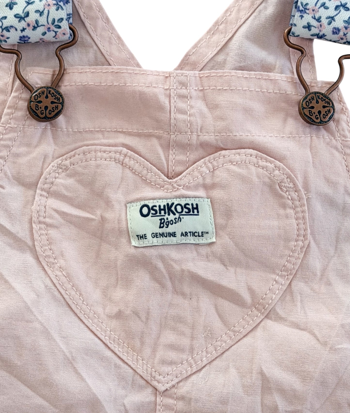 Kids OshKosh B’gosh Dusty Pink Heart Pocket Short Overalls, 4 Years