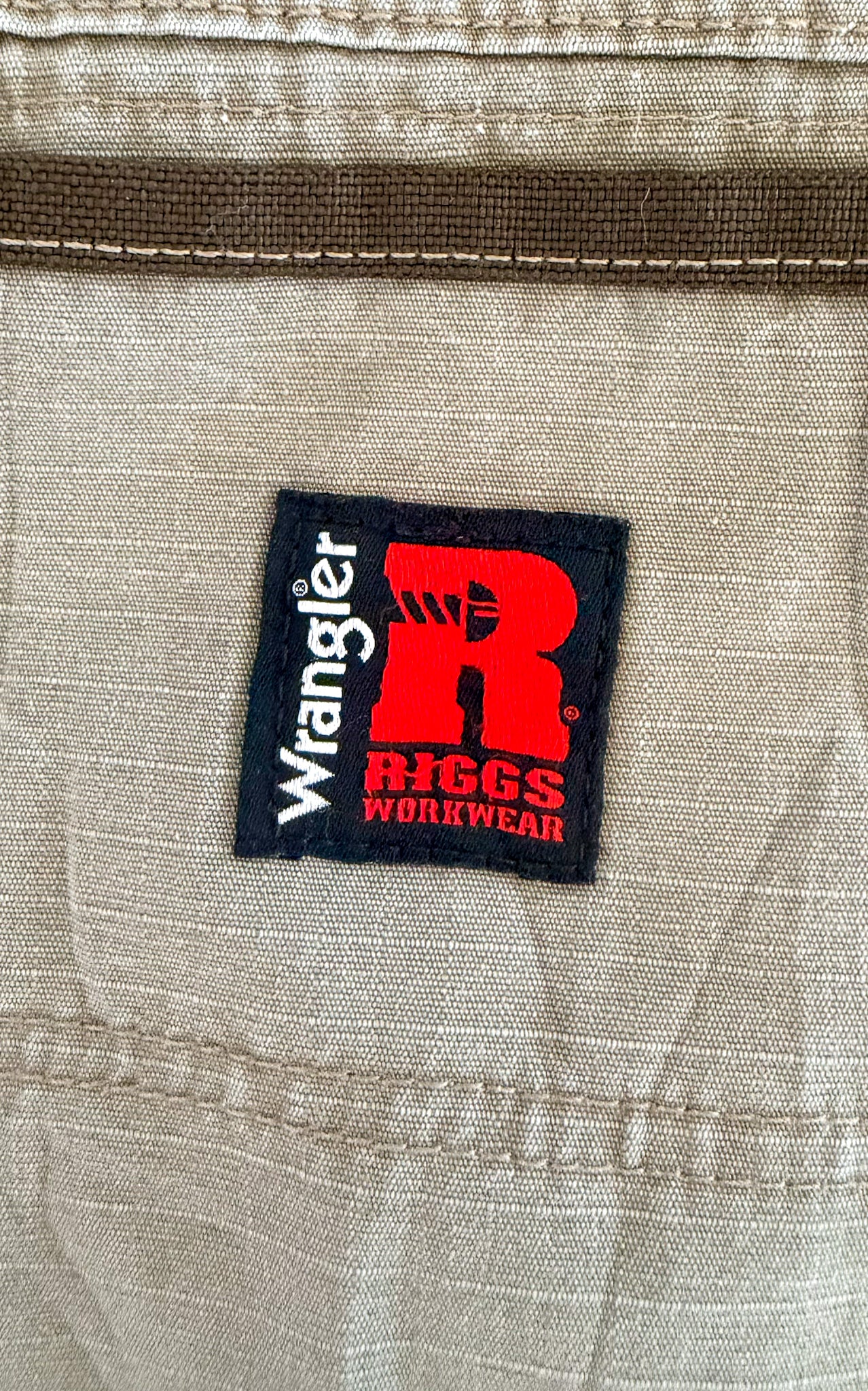 Vintage Wrangler Riggs Workwear Utility Cargo Jort Shorts Taupe Khaki Large 34" Waist