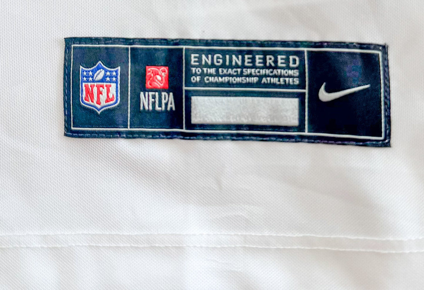 Dallas Cowboys Dak Prescott #4 Nike Game Jersey – White & Navy NFL Football Fan Shirt, Size-Large