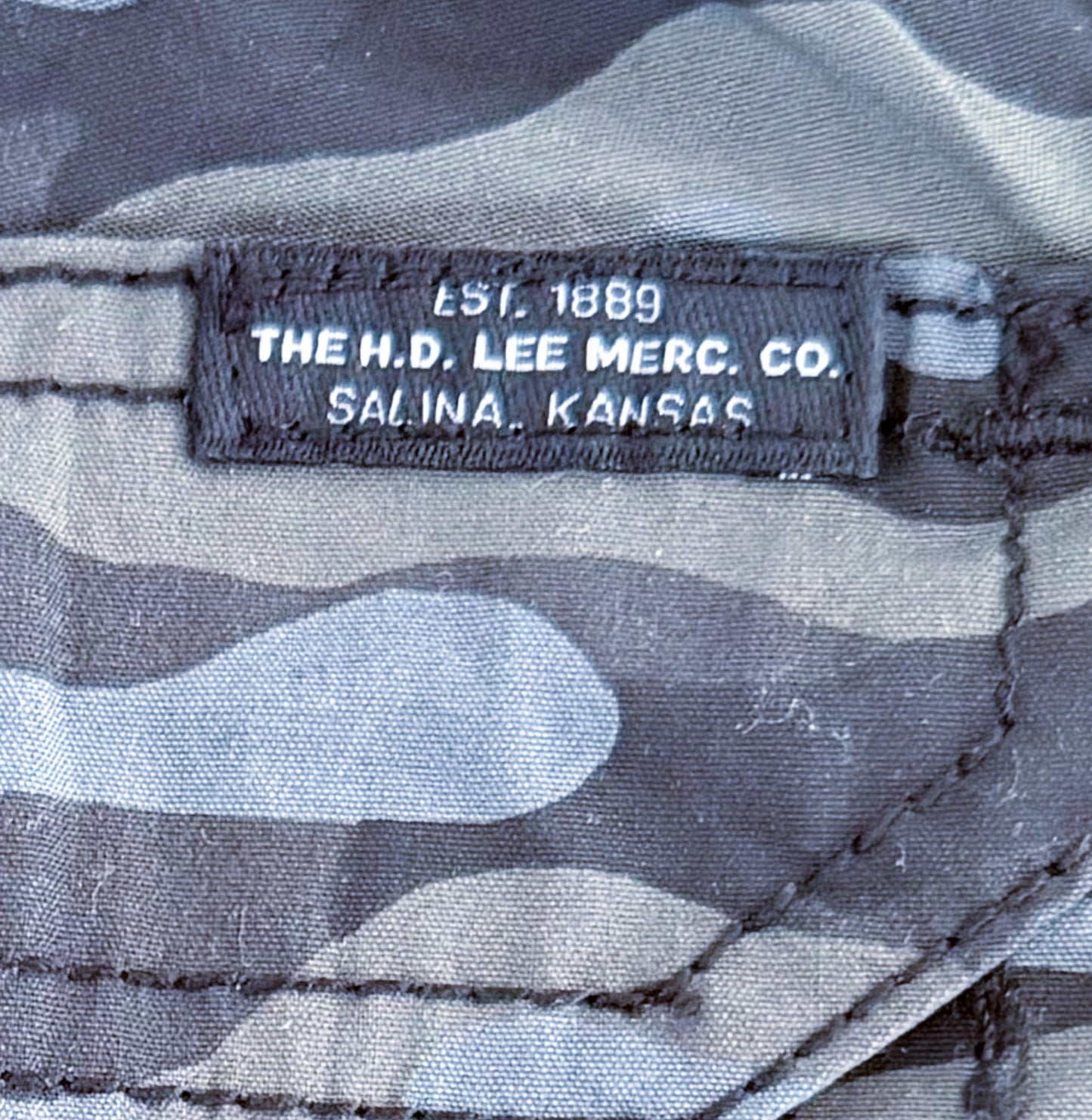 Vintage Lee Camo Cargo Pocket Blue Grey Woodland Camouflage Utility Jort Shorts, Large