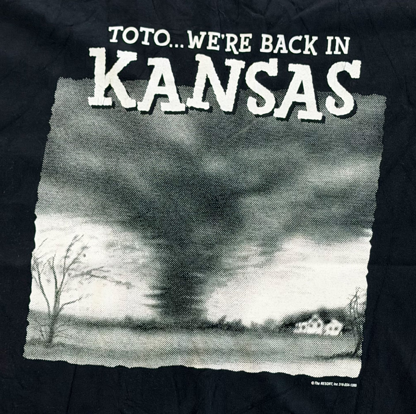 2000s Toto We're Back in Kansas Tornado Graphic T-Shirt XL