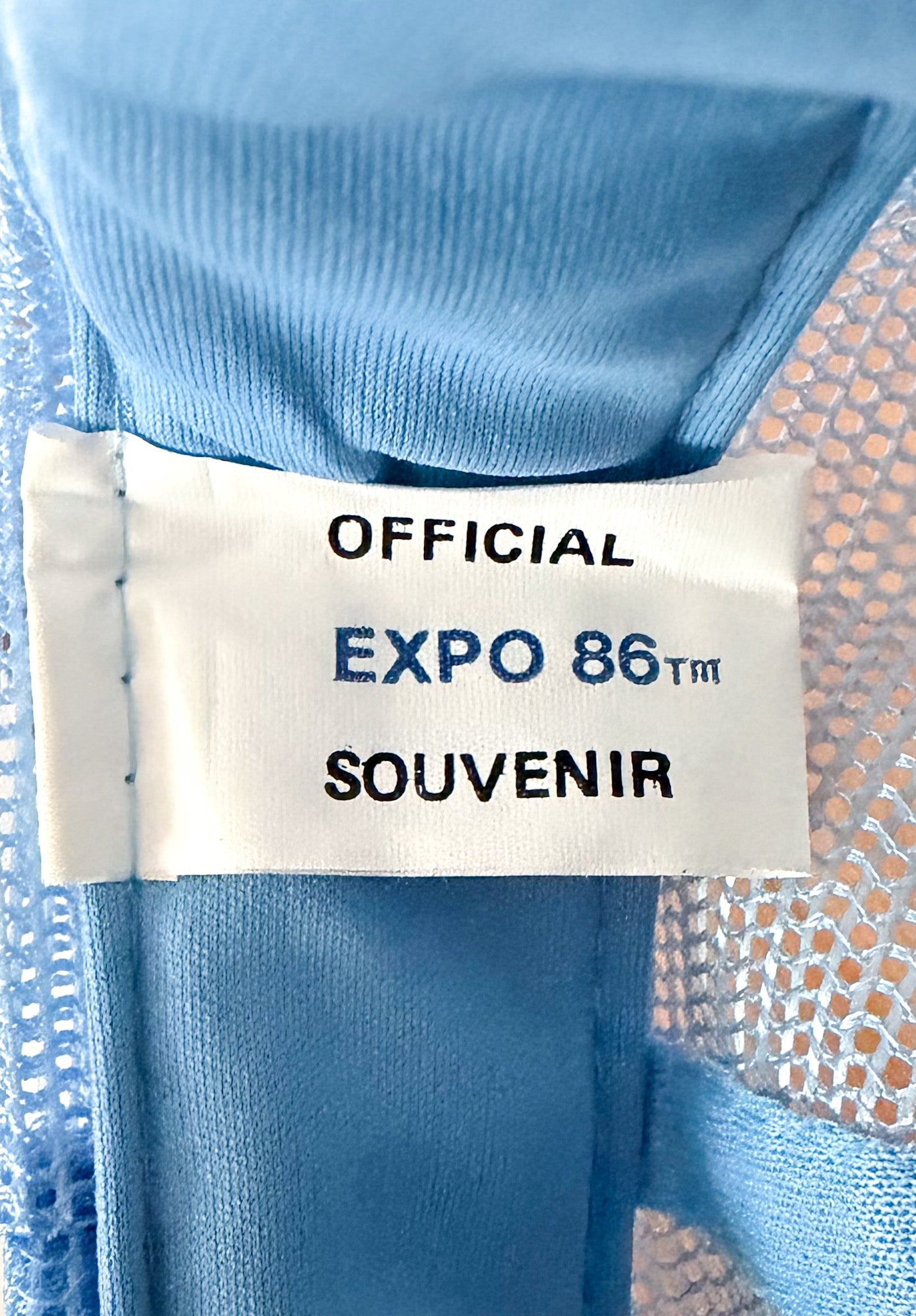 1986 Vancouver Expo Official Souvenir Blue & White Mesh Snapback Trucker Cap