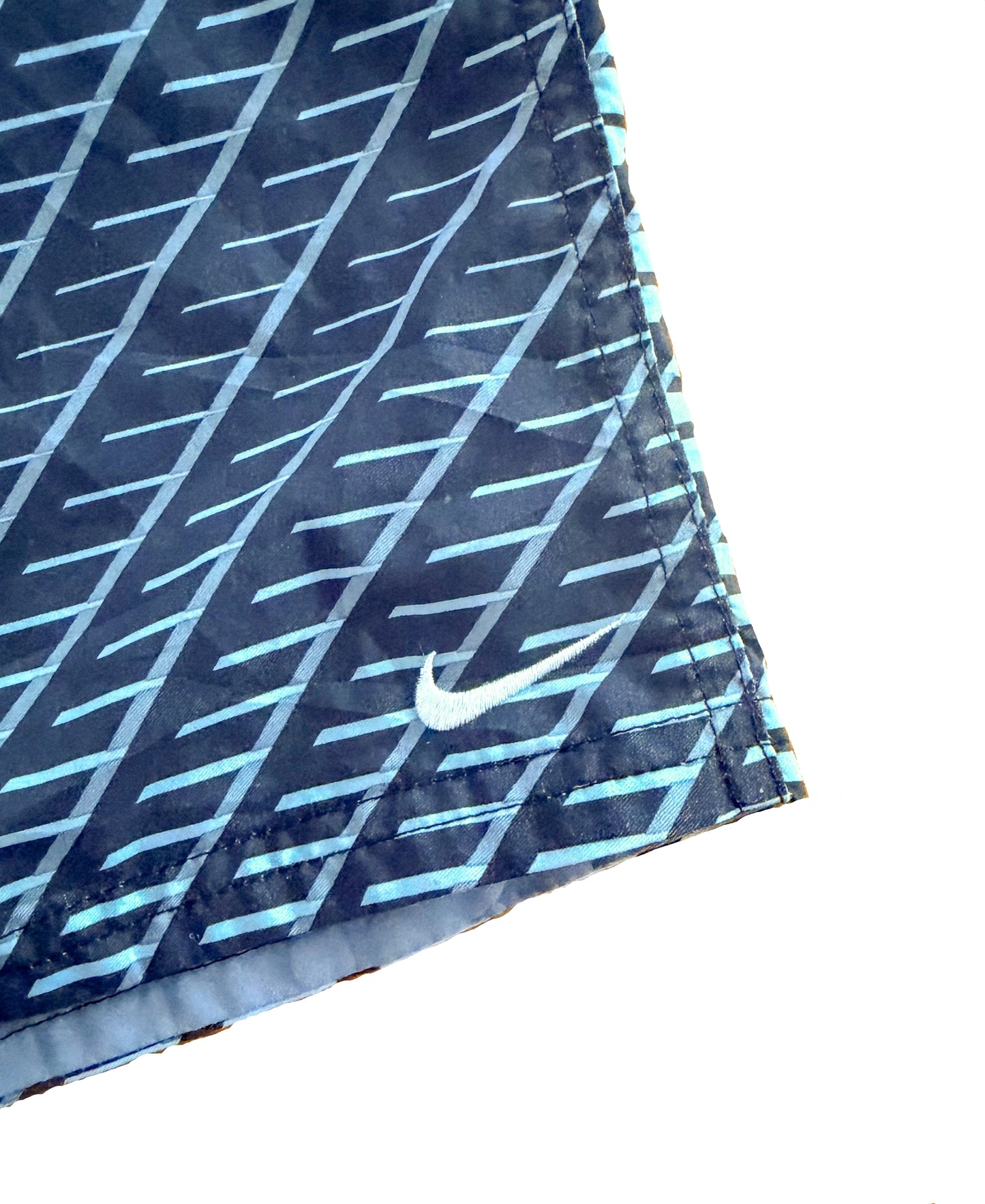 Vintage 2000s Nike Patterned Board Shorts Large