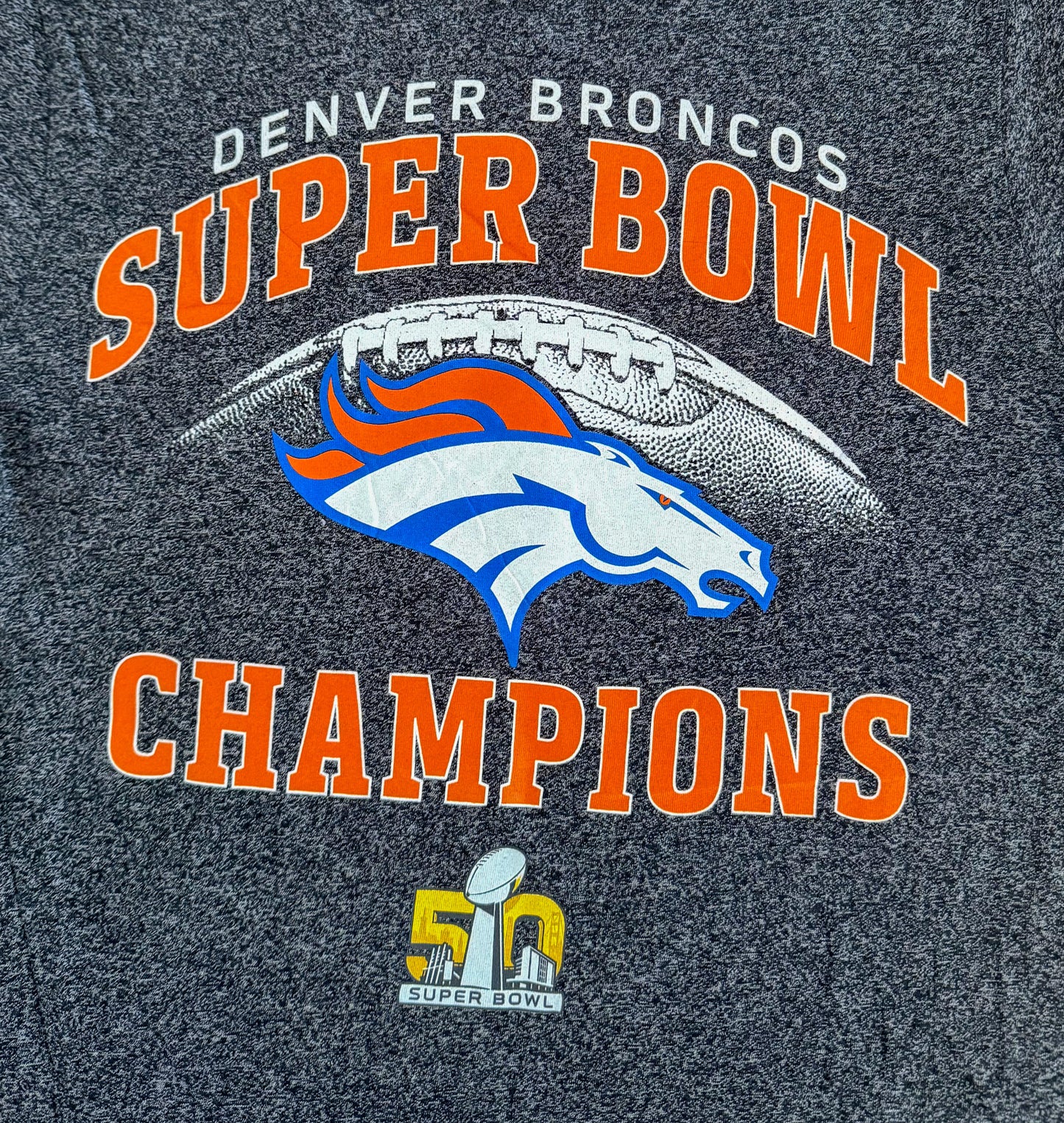 Denver Broncos Super Bowl 50 Champions Graphic T-Shirt Medium