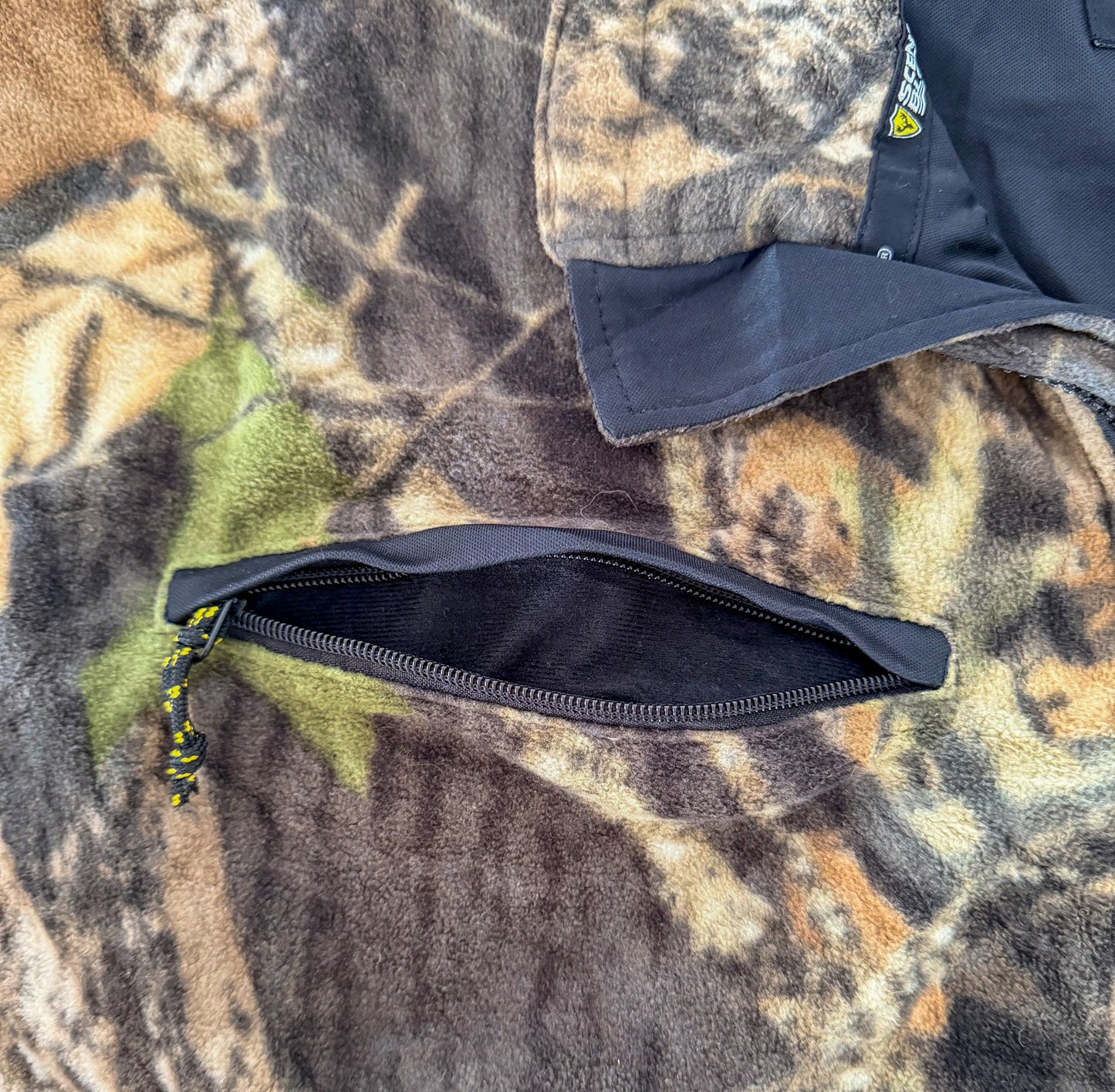 Scent Blocker RealTree Camouflage Quarter Zip Fleece Jacket – 2XL