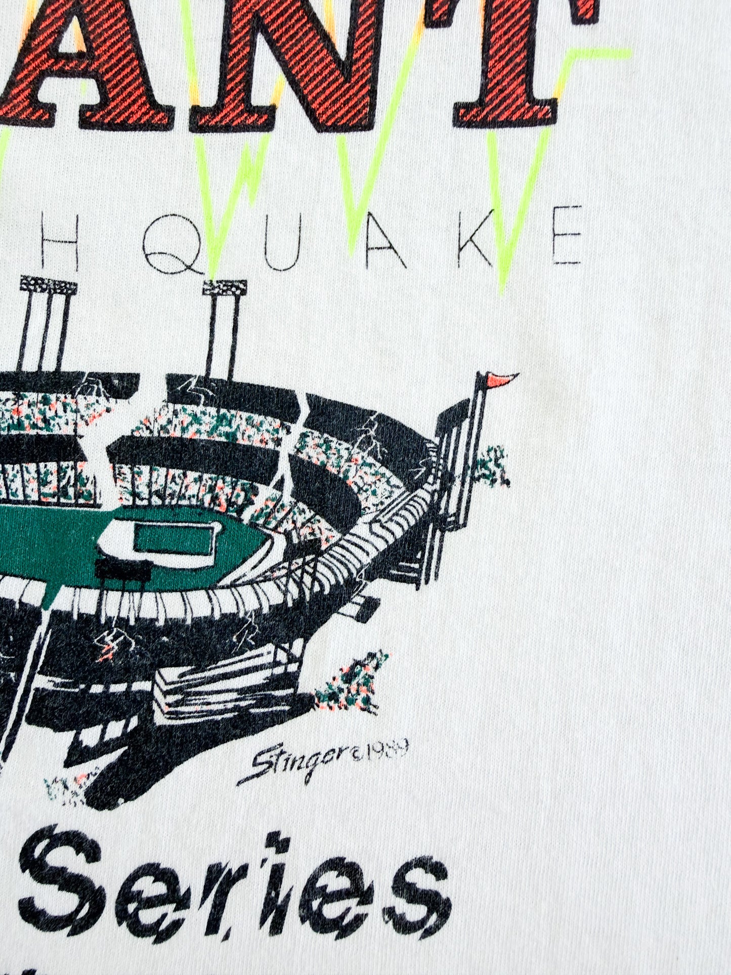 Vintage 1989 A Giant Earthquake The Series That Shook The Bay T-Shirt, Large
