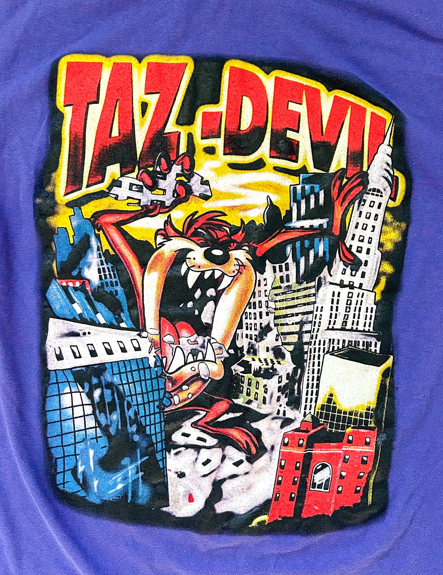 Taz Devil In The City Looney Tunes Purple Cotton Print T-Shirt Medium