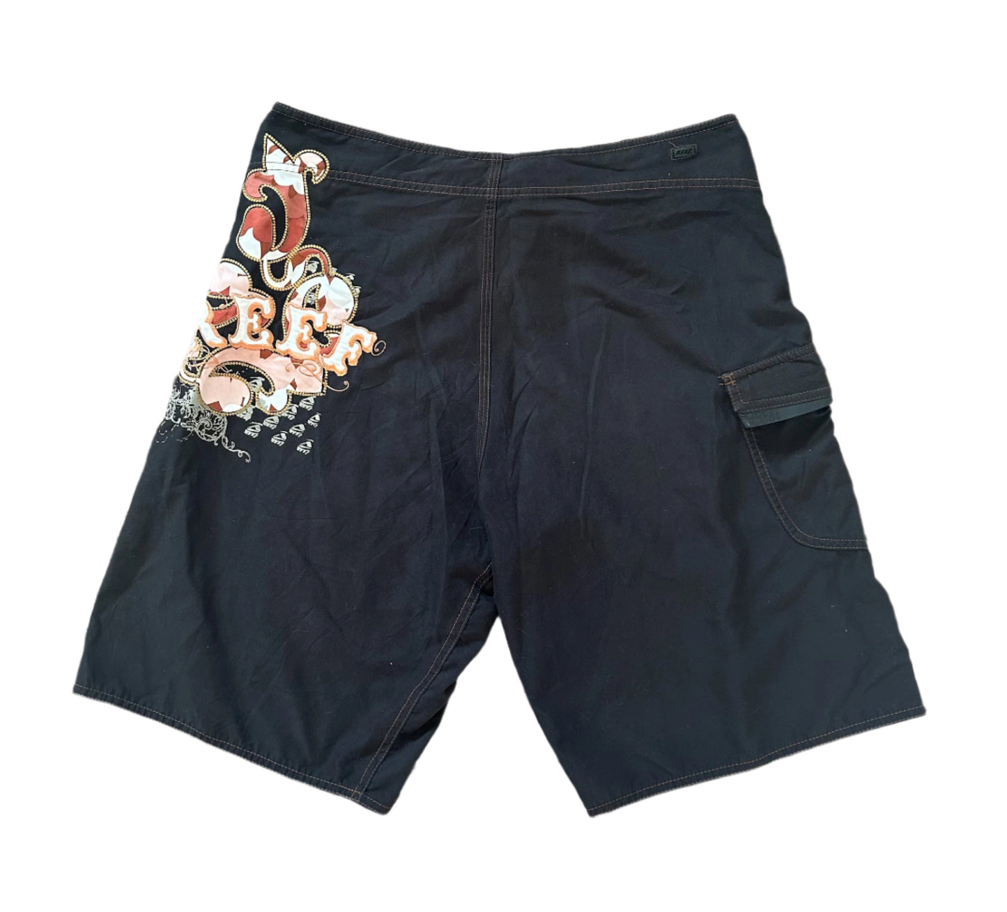 Reef Embroidered Vintage 2000s Black Cargo Boardshorts Large