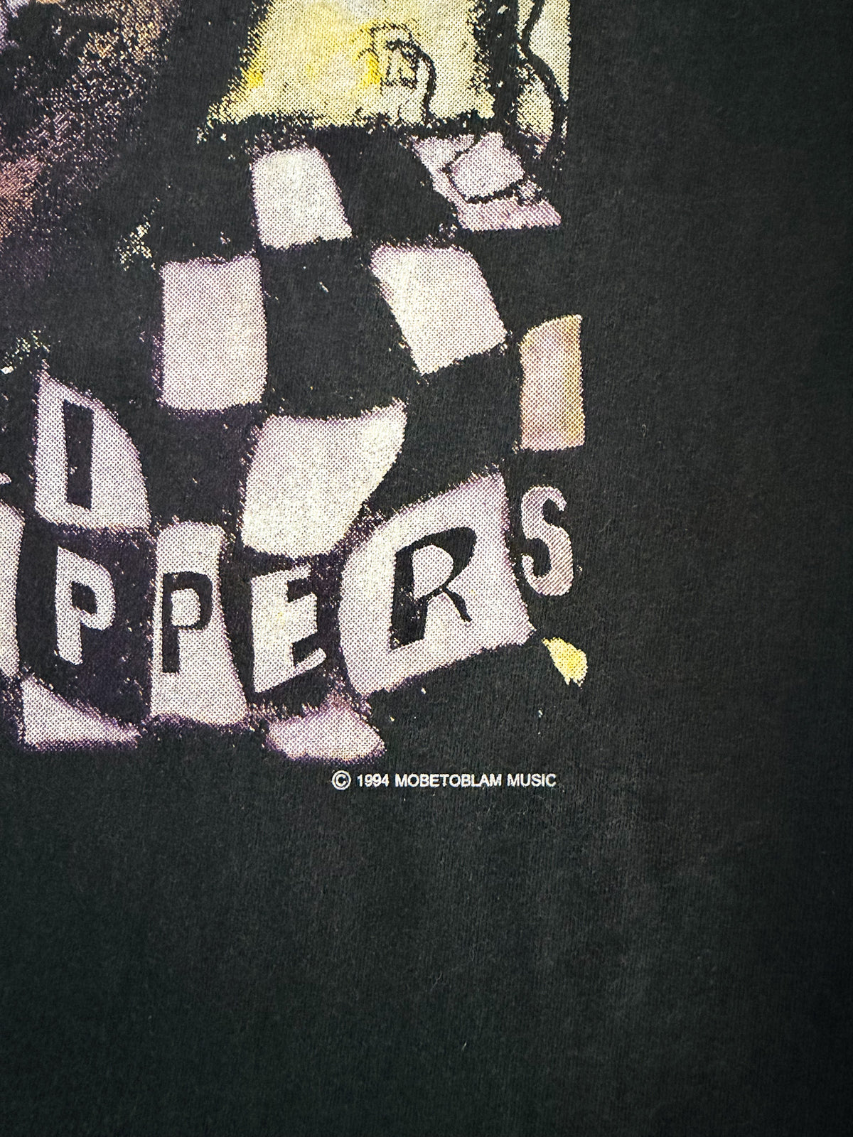 Red Hot Chili Peppers Tour Graphic Giant Band T-Shirt size XL