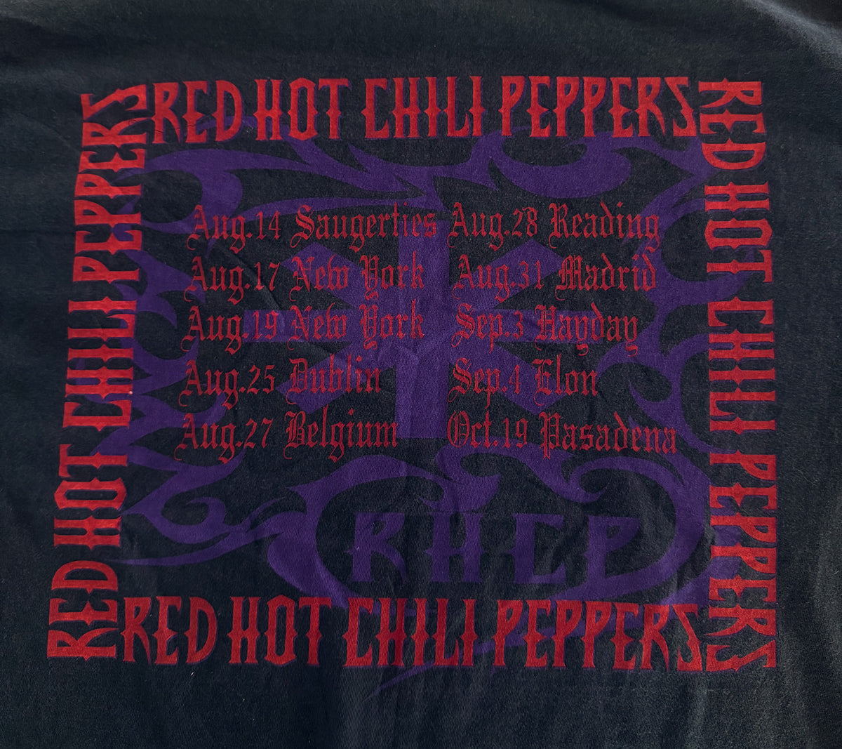 Red Hot Chili Peppers Tour Graphic Giant Band T-Shirt size XL