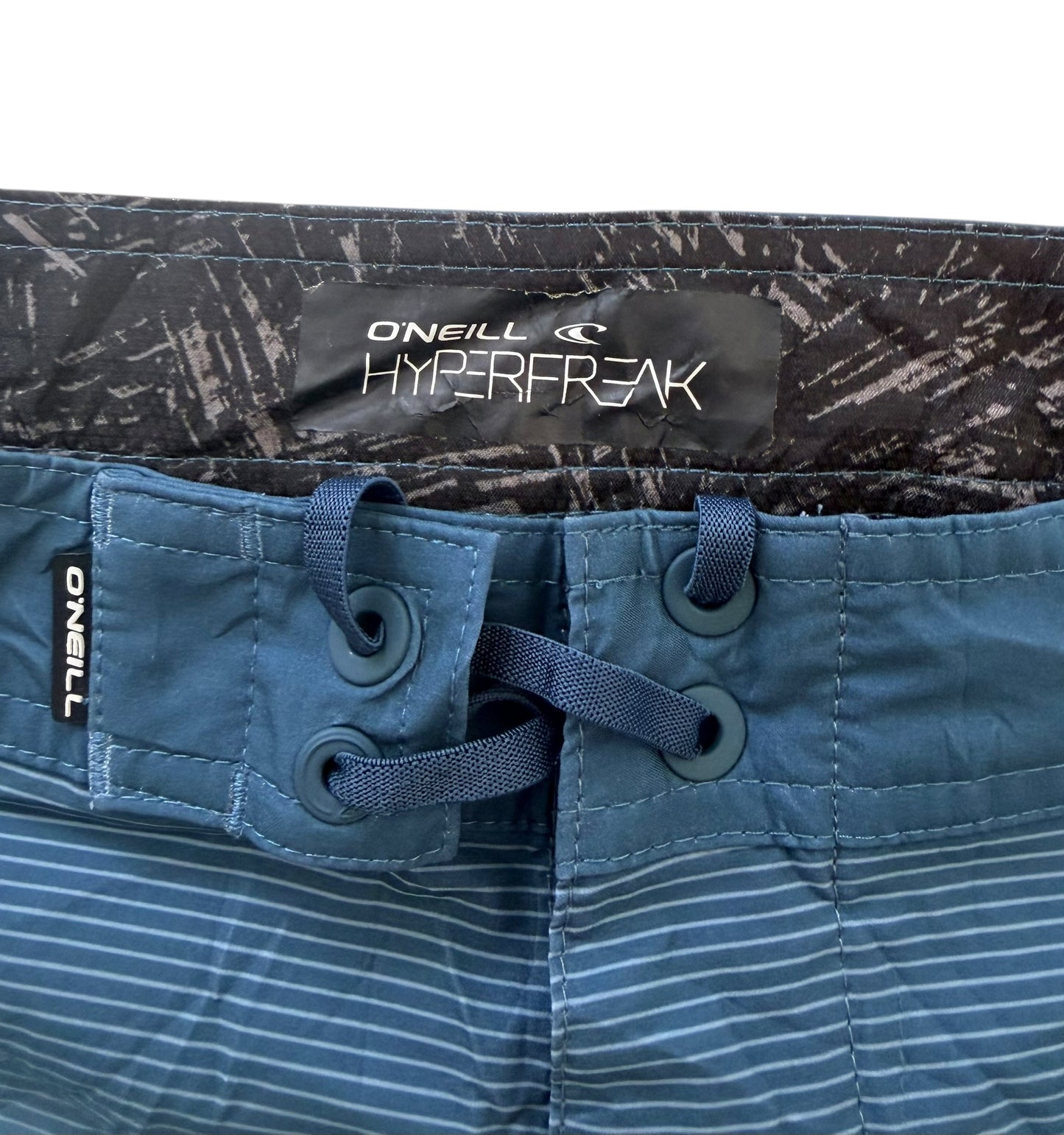 Vintage 2000s O'Neill Hyperfreak Wave Pattern Boardshorts XXL