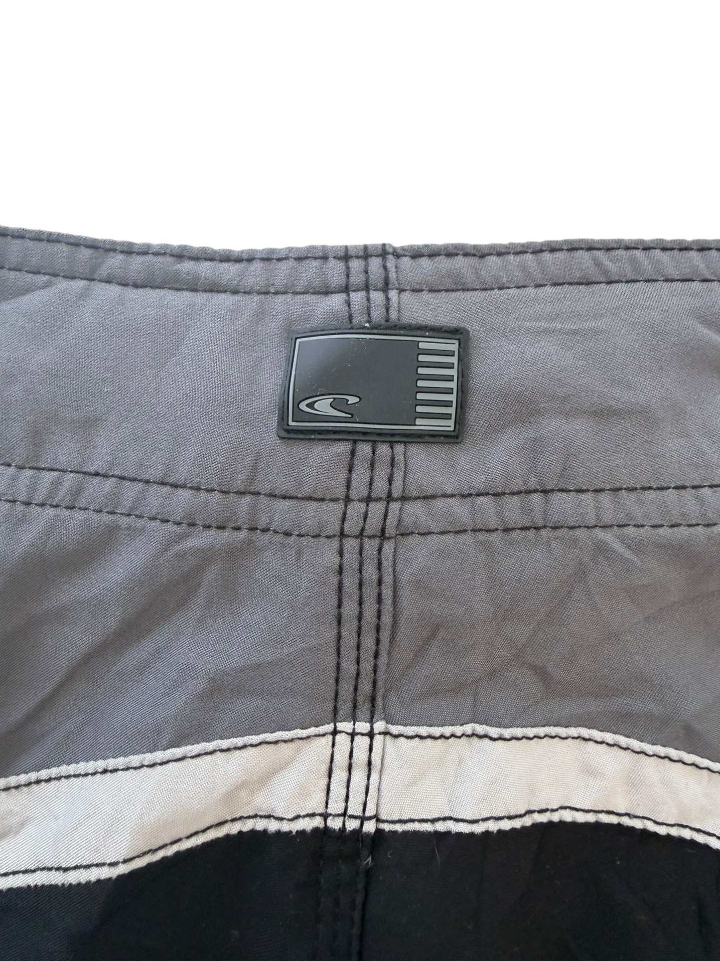 Vintage 2000s O'Neil Black & Grey Embroidered Board Shorts – Medium