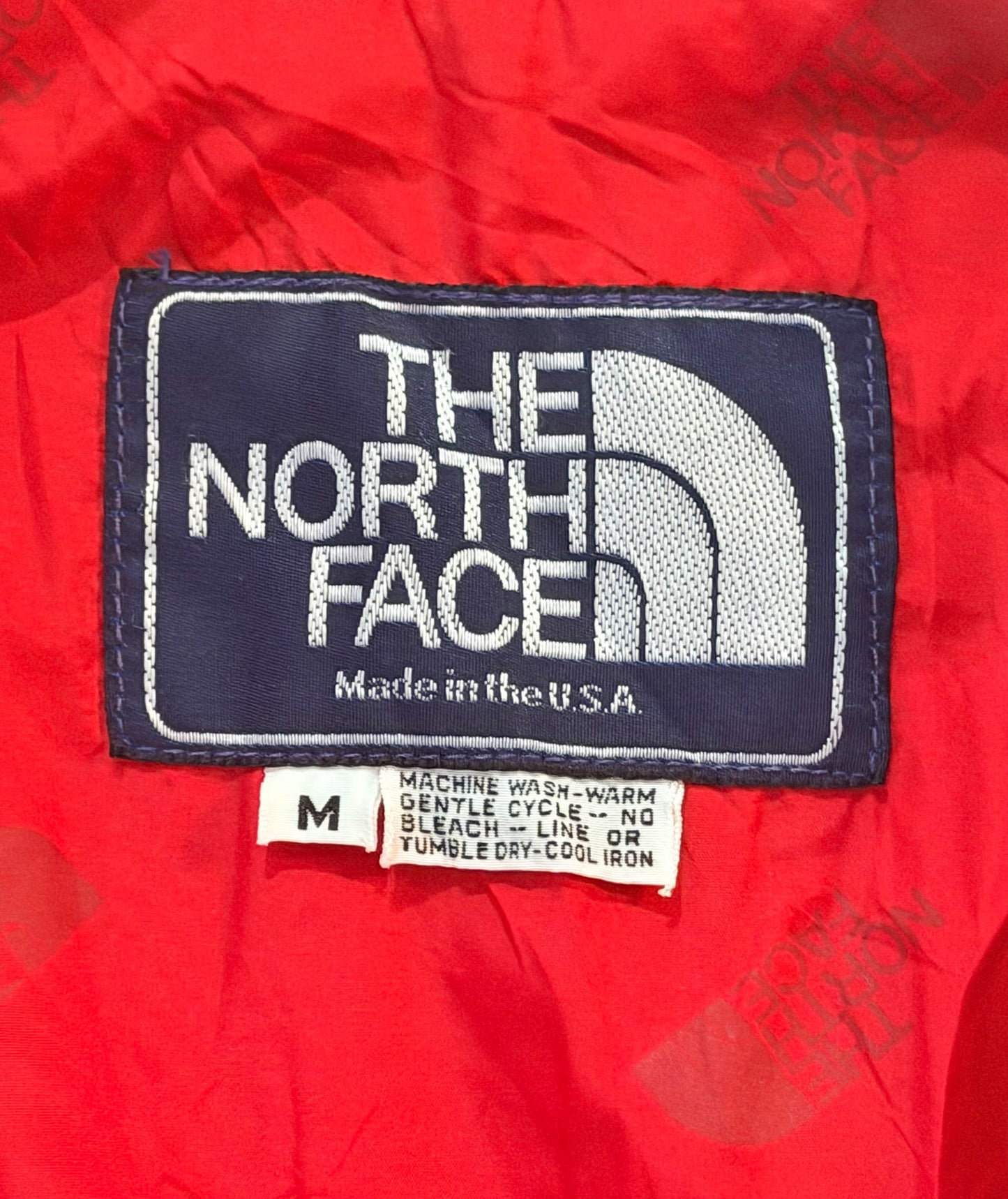 Vintage 1980s The North Face Made in USA Quarter Zip Grey And Red Windbreaker Jacket Medium