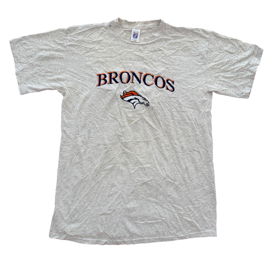 Vintage Denver Broncos Logo 7 Embroidered NFL T-Shirt, size Large