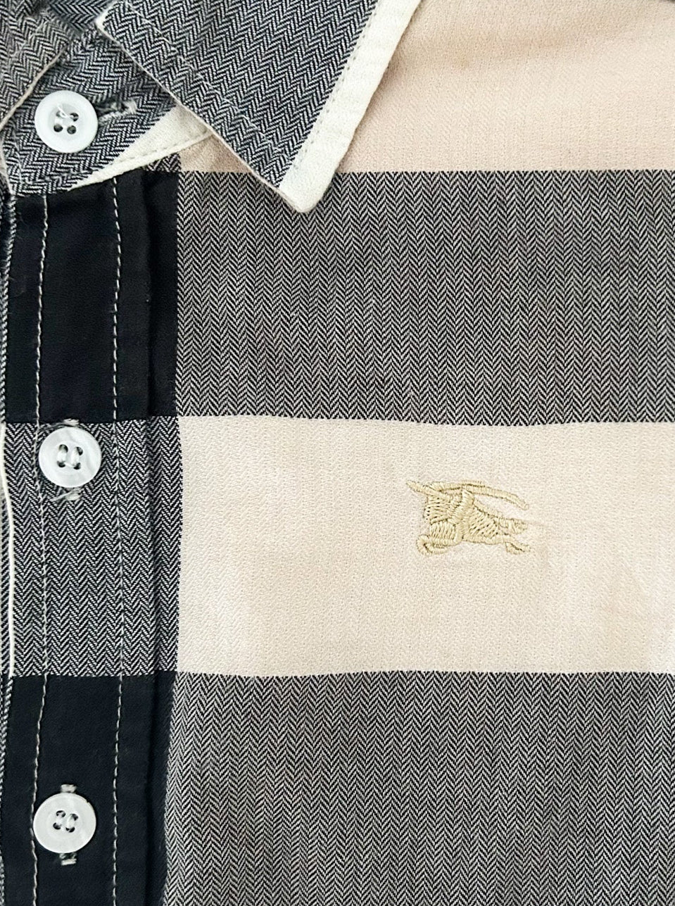 Vintage Kids Burberry Nova Check Shirt – Iconic Beige Plaid Long Sleeve Button-Up Designer Shirt with Equestrian Logo, Size - 5-7 Years