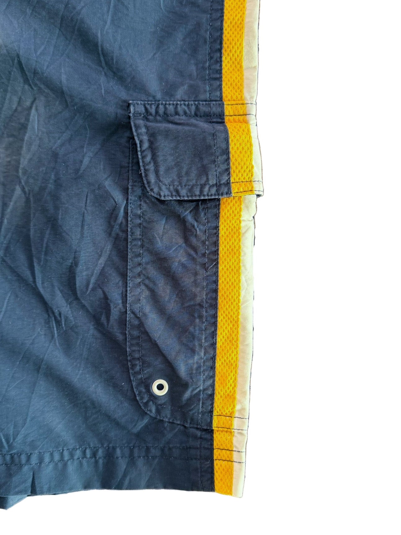 Vintage 2000s Aeropostale Navy And Yellow Cargo Y2K Board Shorts, Medium