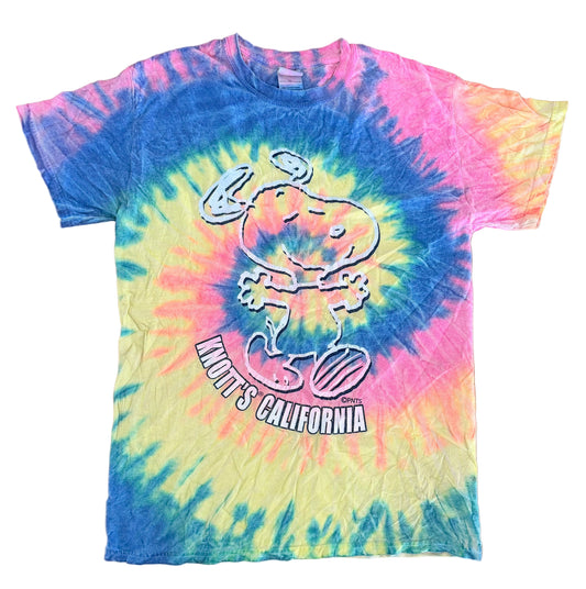 Vintage Snoopy Tie-Dye T-Shirt – Knott’s Berry Farm California Peanuts Tee 90s-2000s Rainbow Spiral Retro Cartoon Top, Size-Medium