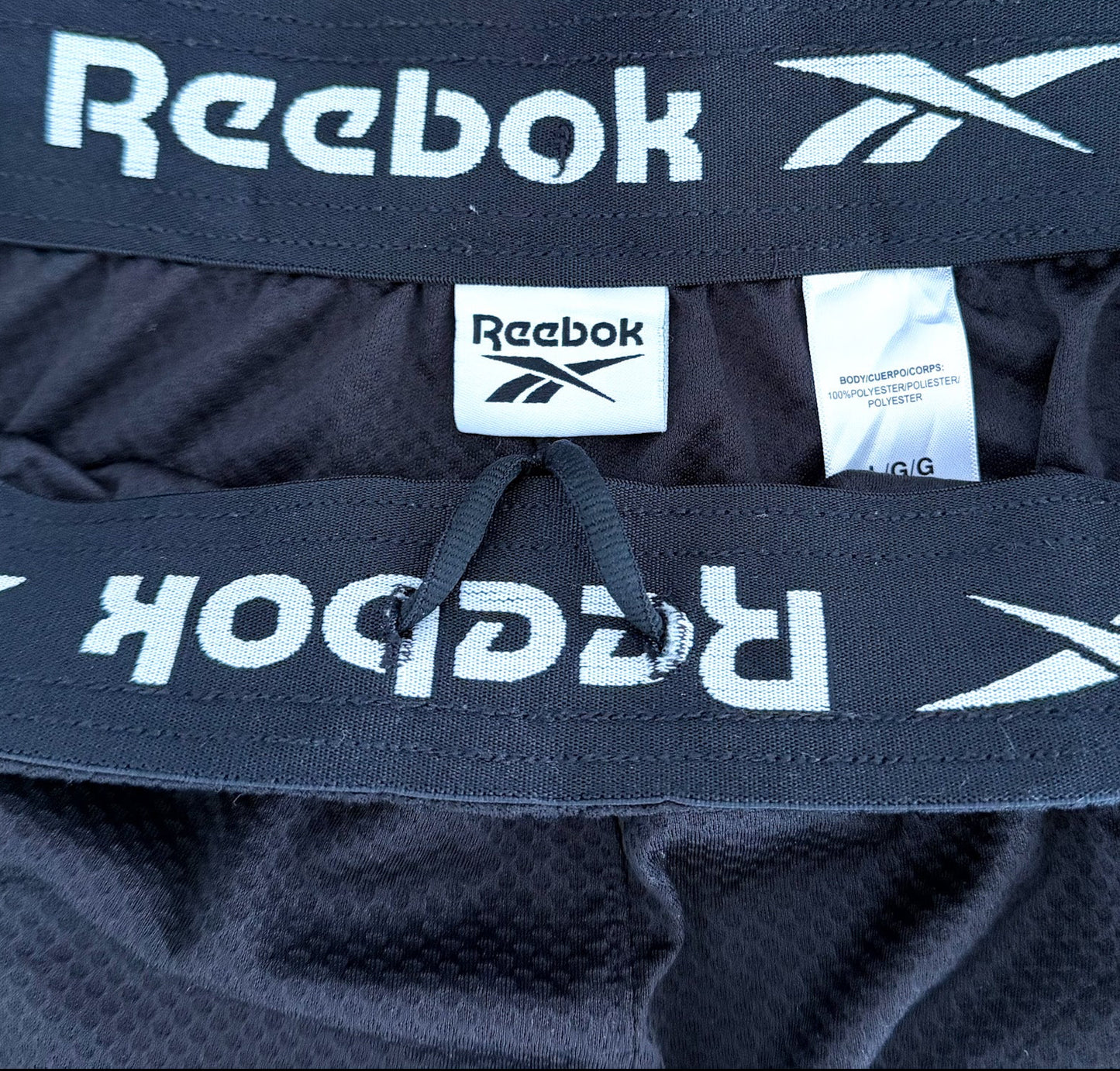 Vintage 2000s Reebok Black Mesh Athletic | Classic Training Activewear Gym Fit Sport Shorts, Size-Large