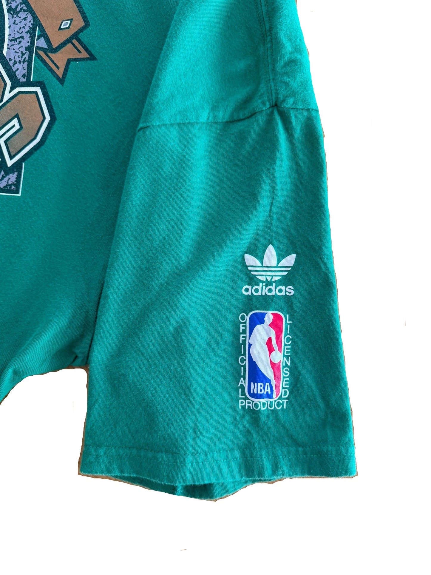 Vintage Boston Celtics Adidas NBA Graphic T-Shirt – Official Licensed Product – Green Tee – Size Large