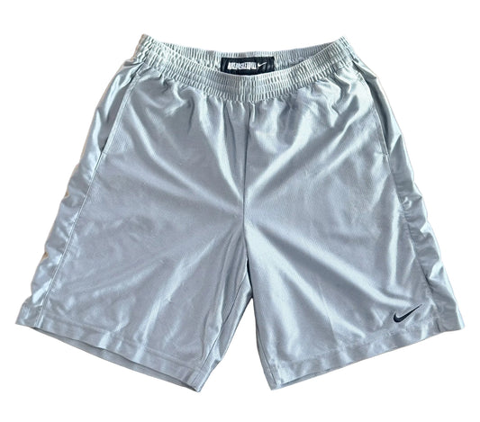 Vintage 2000s Nike Basketball Silver Mesh Y2K Sports Shorts XL