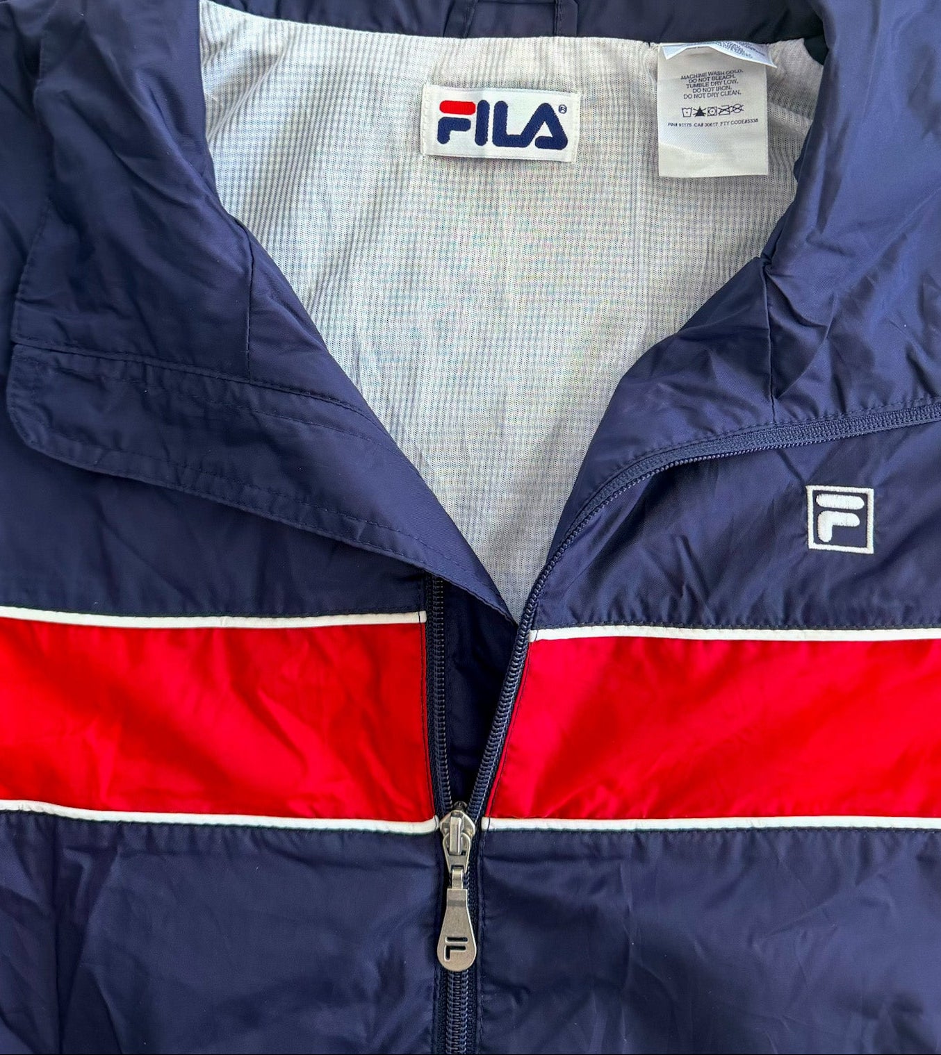 Vintage 90s Fila Blue and Red Stripe Branded Streetwear Windbreaker Jacket Large