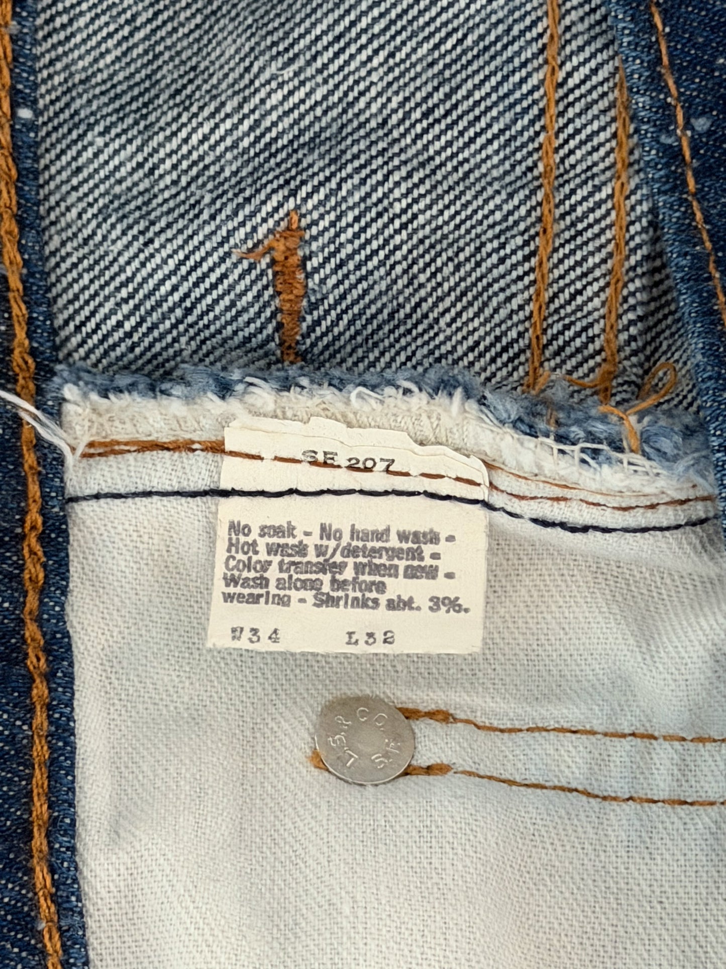 Vintage 1976 Original Levis 517 USA Made Bootcut 15 Stud Code Denim Pants W34 L32