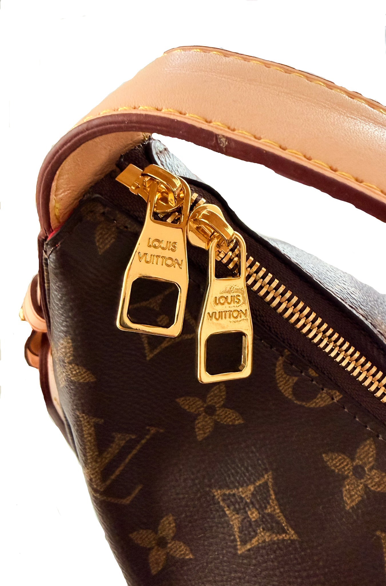 Vintage Louis Vuitton Monogram Canvas Red Interior Made in France Hobo Shoulder Bag