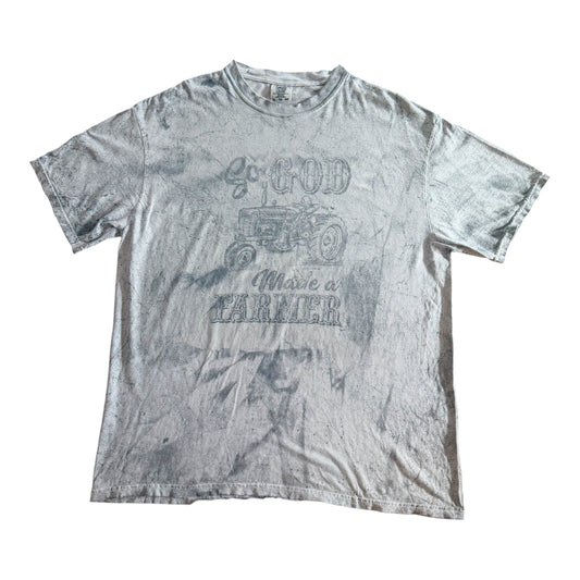So God Made a Farmer Tractor Graphic T-Shirt size XL