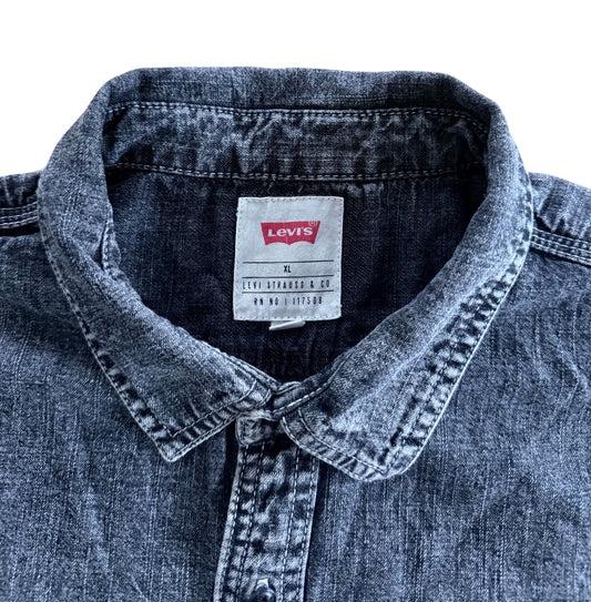 Levi's Black Acid Wash Short Sleeve Denim Shirt, Large